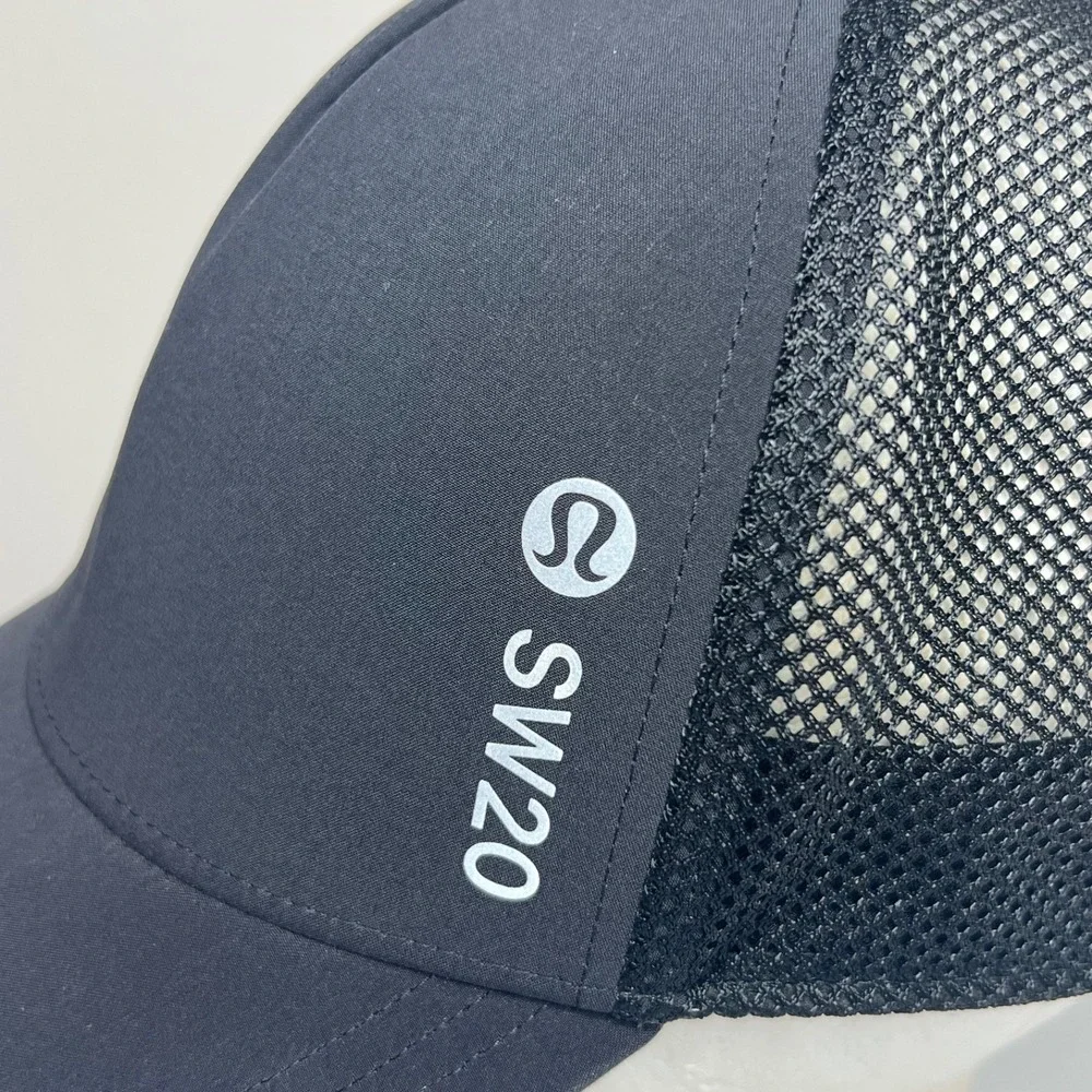 Lululemon SW20 Hat Cap Snap Back Mens Unisex Adjustable OS Black Running Active